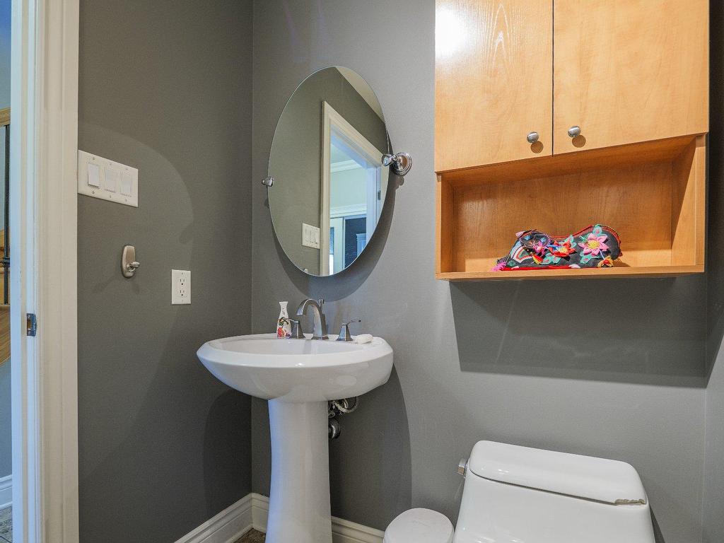 









406


Rue des Plateaux

,
Mont-Saint-Hilaire,




QC
J3H6E6

