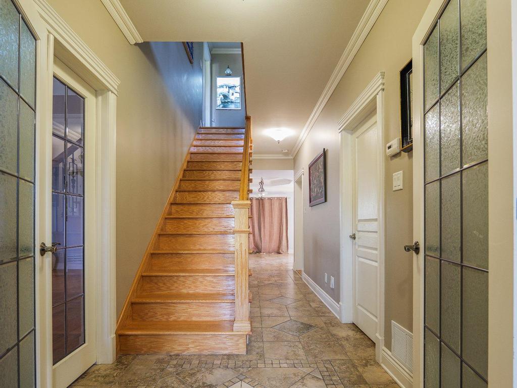









406


Rue des Plateaux

,
Mont-Saint-Hilaire,




QC
J3H6E6

