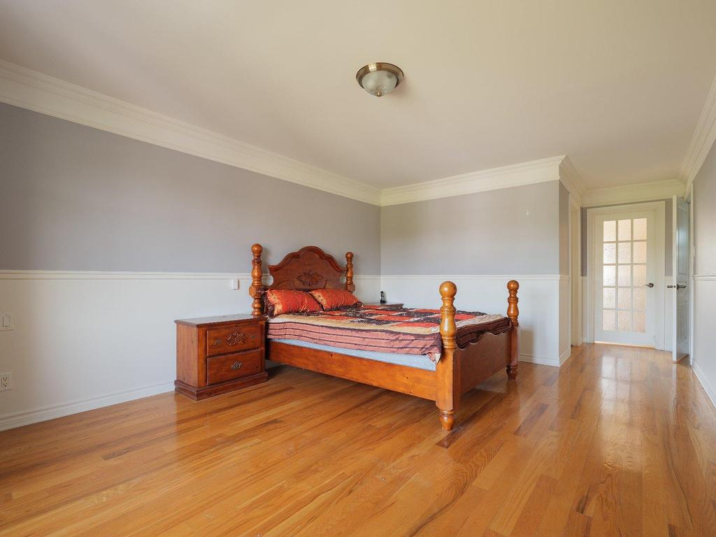 









406


Rue des Plateaux

,
Mont-Saint-Hilaire,




QC
J3H6E6

