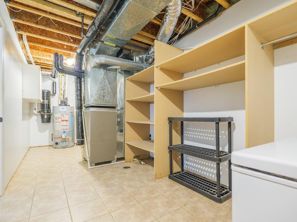 









406


Rue des Plateaux

,
Mont-Saint-Hilaire,




QC
J3H6E6

