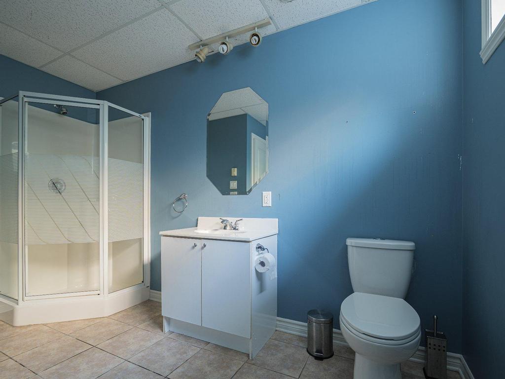 









406


Rue des Plateaux

,
Mont-Saint-Hilaire,




QC
J3H6E6

