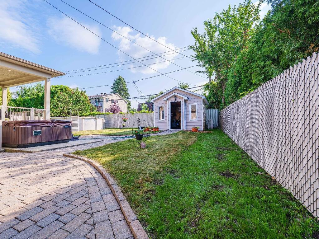 









406


Rue des Plateaux

,
Mont-Saint-Hilaire,




QC
J3H6E6

