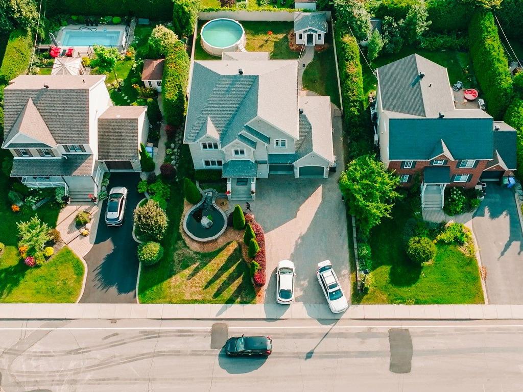 









406


Rue des Plateaux

,
Mont-Saint-Hilaire,




QC
J3H6E6

