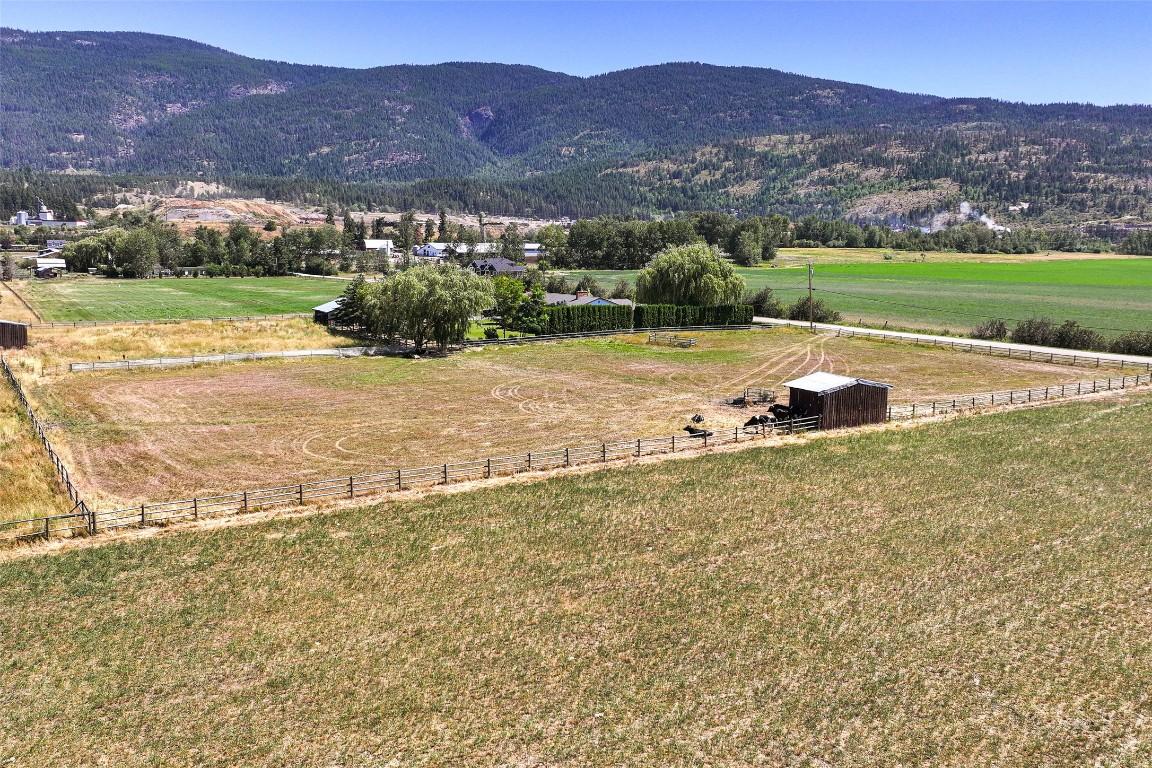 









1176


Thomas-Hayes

Road,
Spallumcheen,




BC
V4Y 0N7


