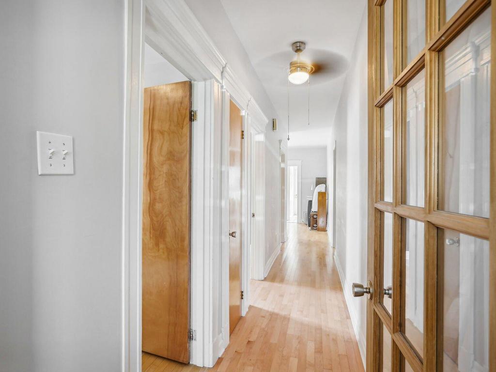 









8540

 - 8544


Av. Pierre-De Coubertin

,
Montréal (Mercier/Hochelaga-Maisonneuve),




QC
H1L2E4

