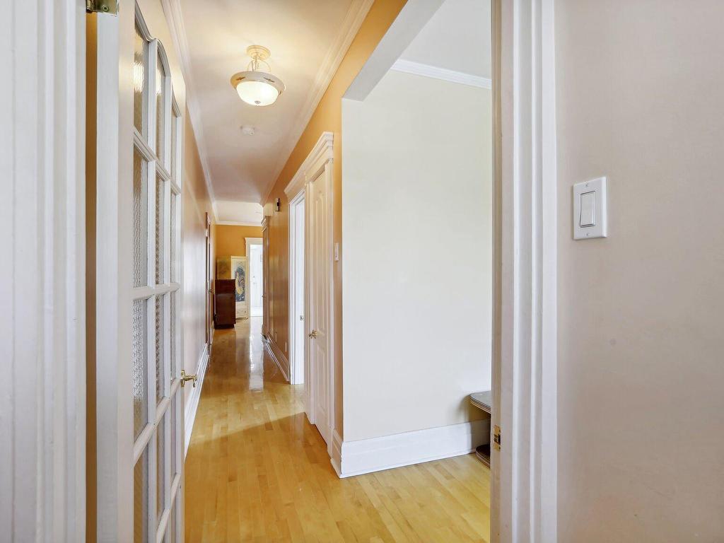 









8540

 - 8544


Av. Pierre-De Coubertin

,
Montréal (Mercier/Hochelaga-Maisonneuve),




QC
H1L2E4

