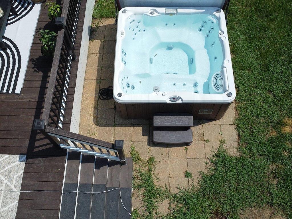 









205


Rue François-Hazeur

,
La Malbaie,




QC
G5A1V6

