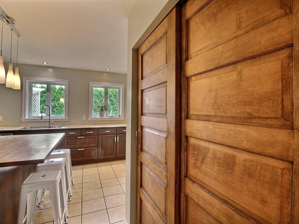 









205


Rue François-Hazeur

,
La Malbaie,




QC
G5A1V6

