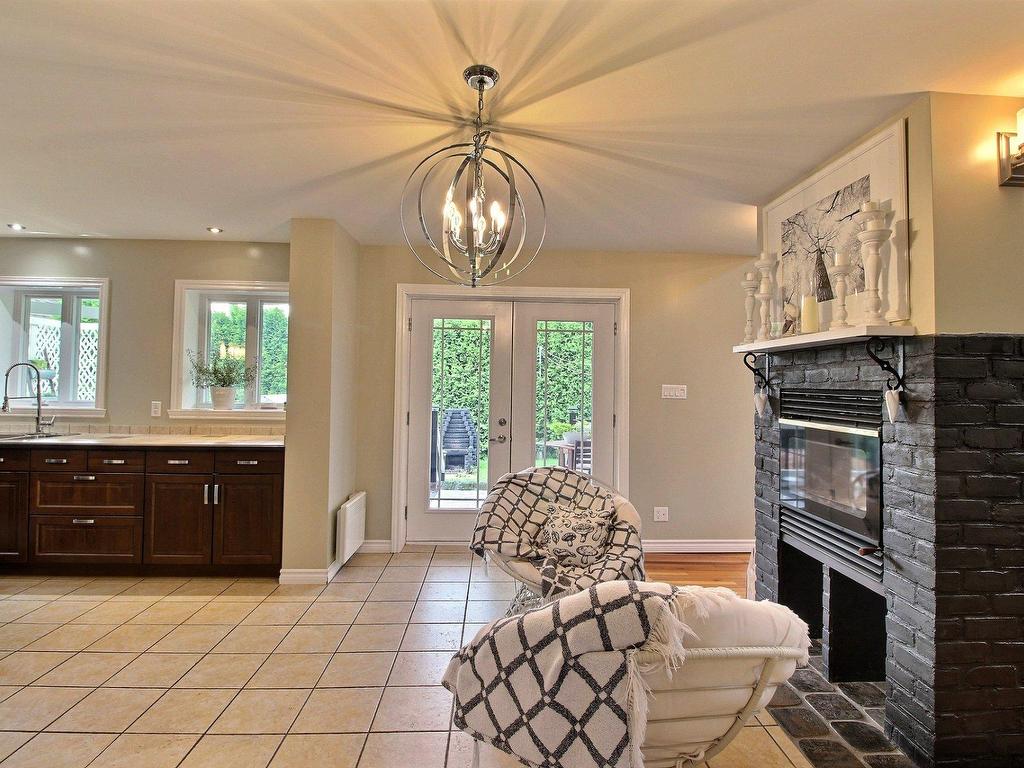 









205


Rue François-Hazeur

,
La Malbaie,




QC
G5A1V6

