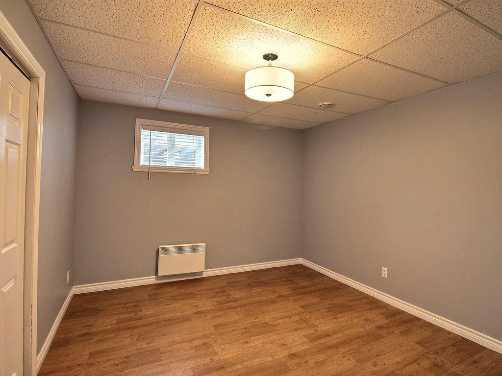 









205


Rue François-Hazeur

,
La Malbaie,




QC
G5A1V6

