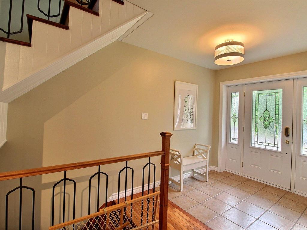 









205


Rue François-Hazeur

,
La Malbaie,




QC
G5A1V6

