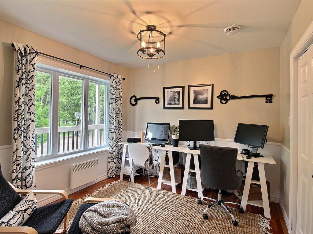 









205


Rue François-Hazeur

,
La Malbaie,




QC
G5A1V6

