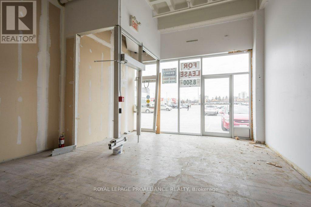 












14 - 161 BRIDGE STREET W

,
Belleville (Belleville Ward),




Ontario
K8P1K2

