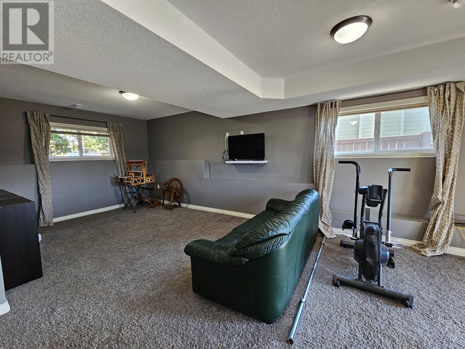 












8409 18 Street

,
Dawson Creek,




British Columbia
V1G0E2


