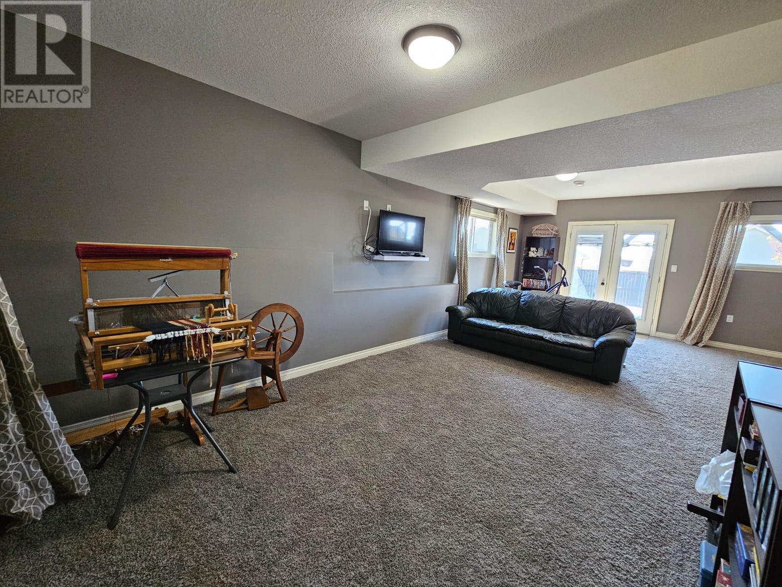 












8409 18 Street

,
Dawson Creek,




British Columbia
V1G0E2

