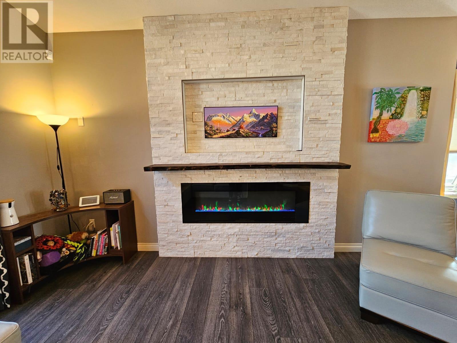 












8409 18 Street

,
Dawson Creek,




British Columbia
V1G0E2


