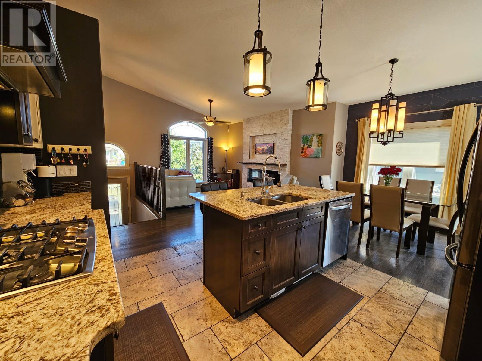 












8409 18 Street

,
Dawson Creek,




British Columbia
V1G0E2


