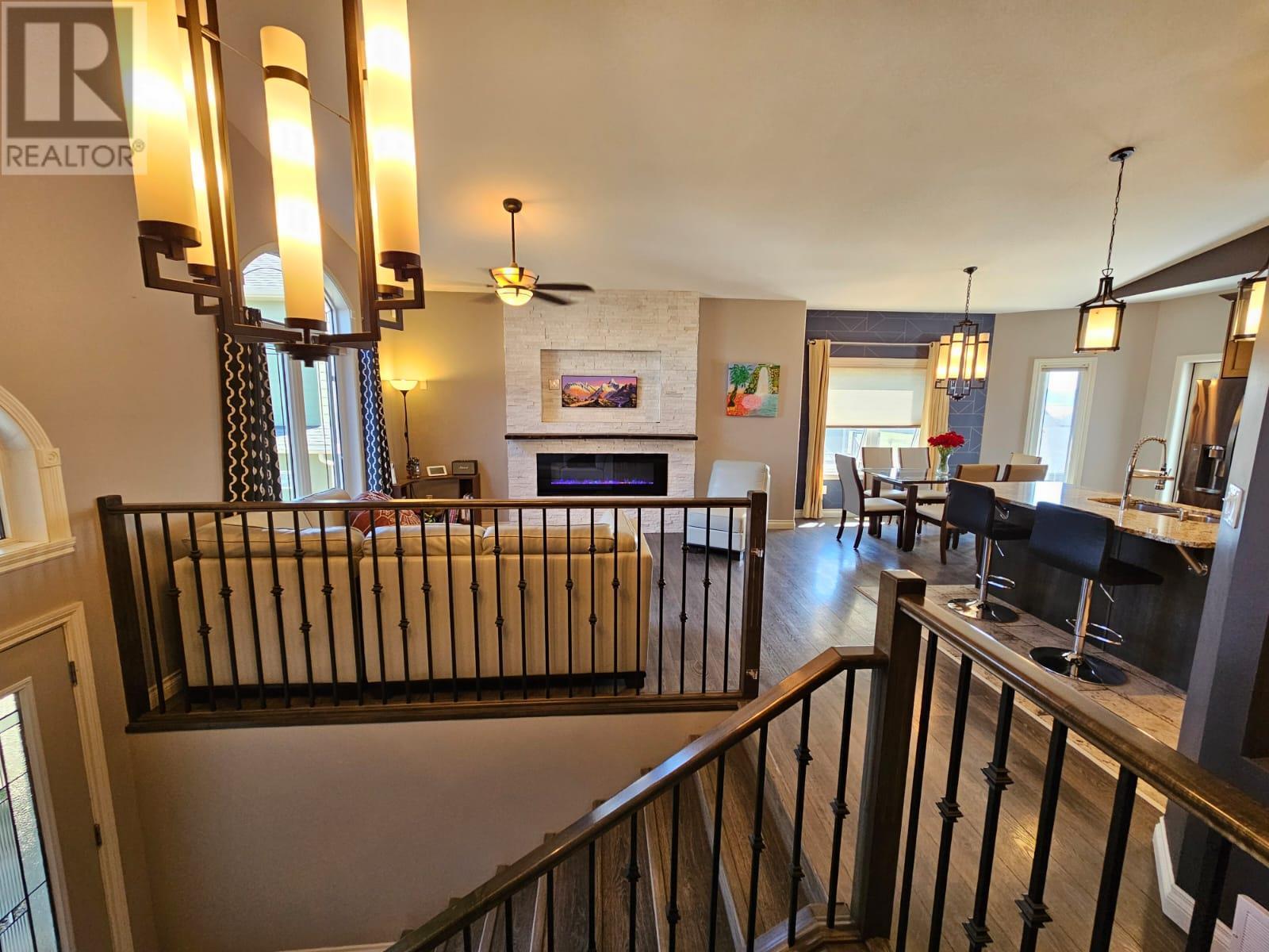 












8409 18 Street

,
Dawson Creek,




British Columbia
V1G0E2

