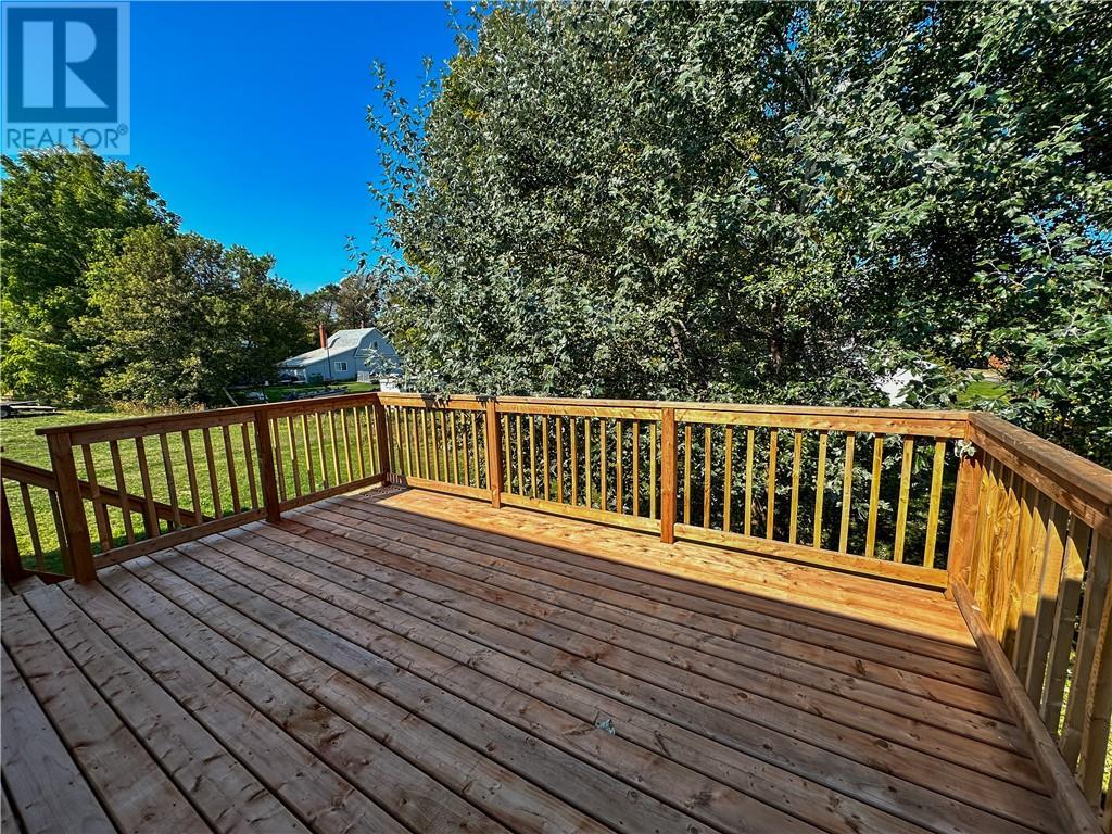












130 Thorne Street

,
Mindemoya, Manitoulin Island,




Ontario
P0P1S0

