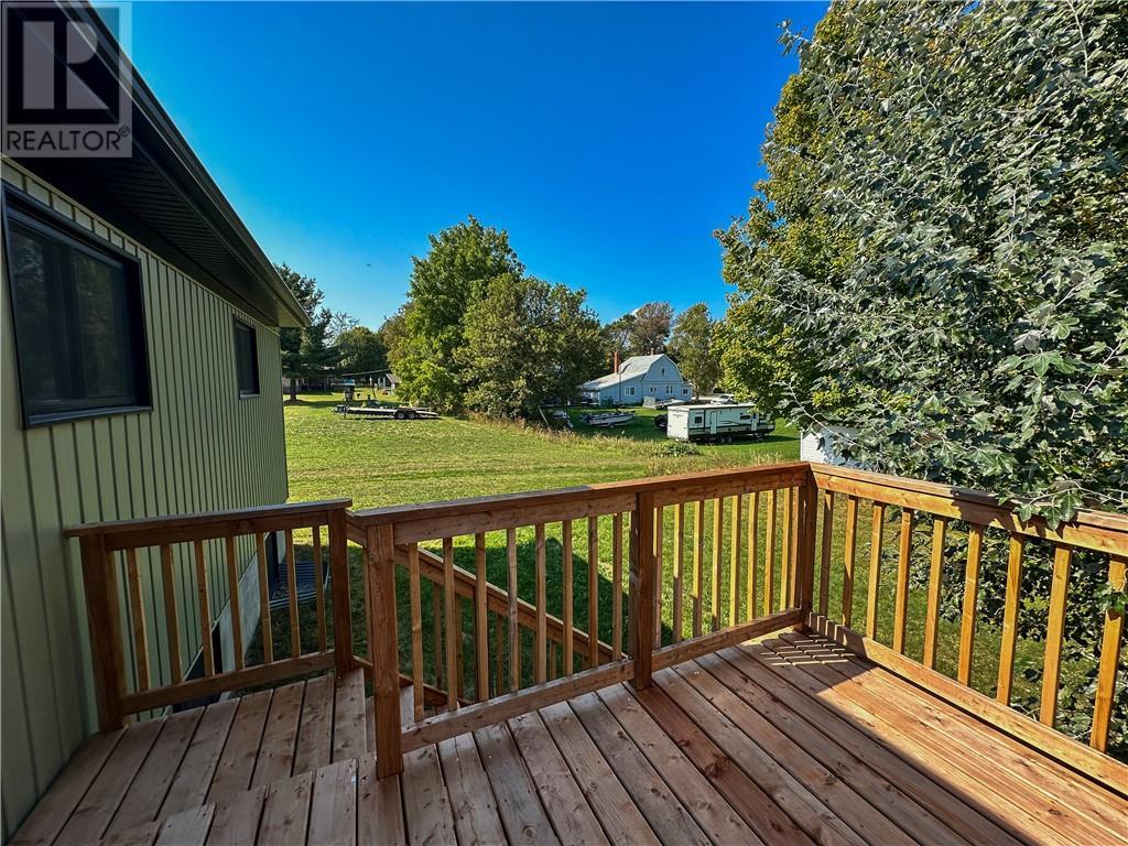 












130 Thorne Street

,
Mindemoya, Manitoulin Island,




Ontario
P0P1S0

