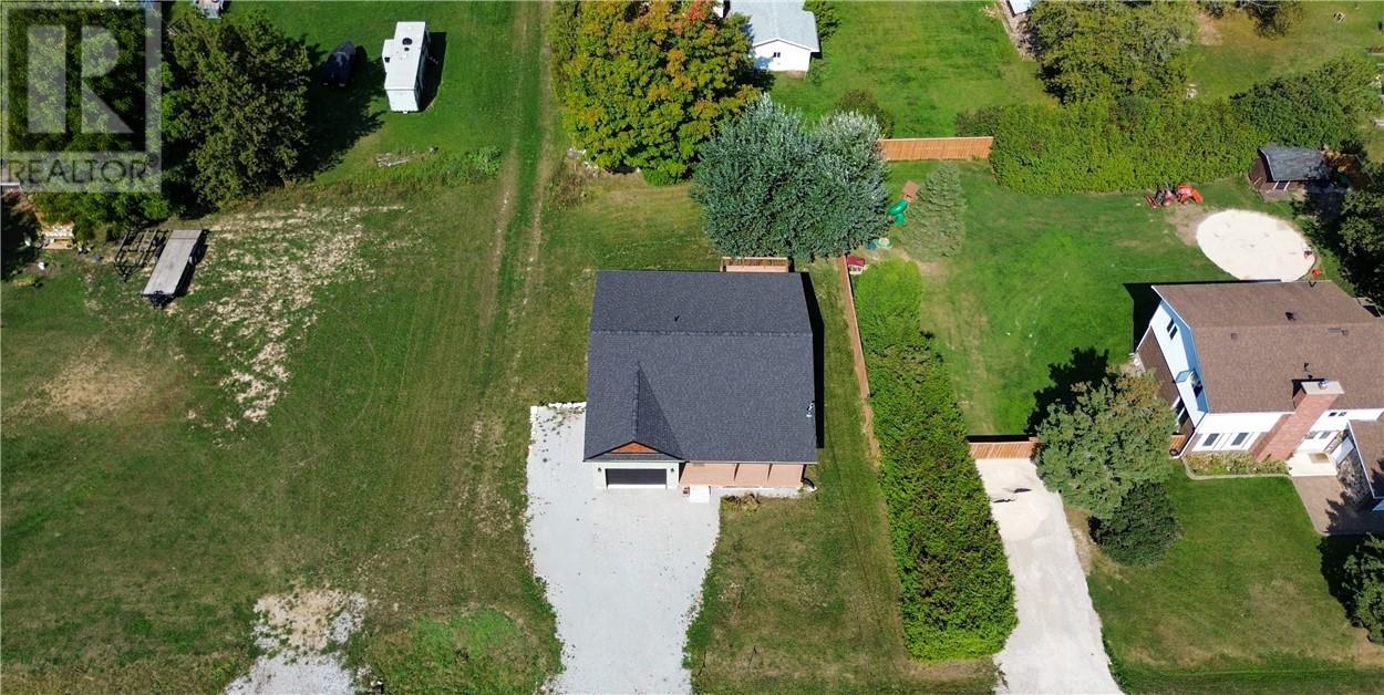












130 Thorne Street

,
Mindemoya, Manitoulin Island,




Ontario
P0P1S0

