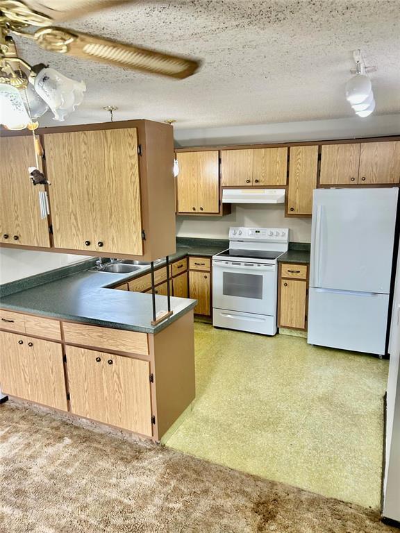 












491 Essex Street

,
Virden,




Manitoba
R0M2C0

