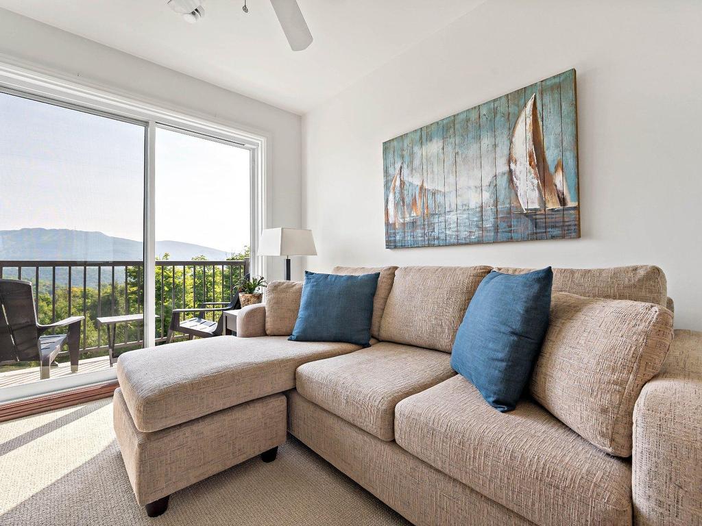 









290


Rue du Mont-Plaisant

, 5,
Mont-Tremblant,




QC
J8E1L2

