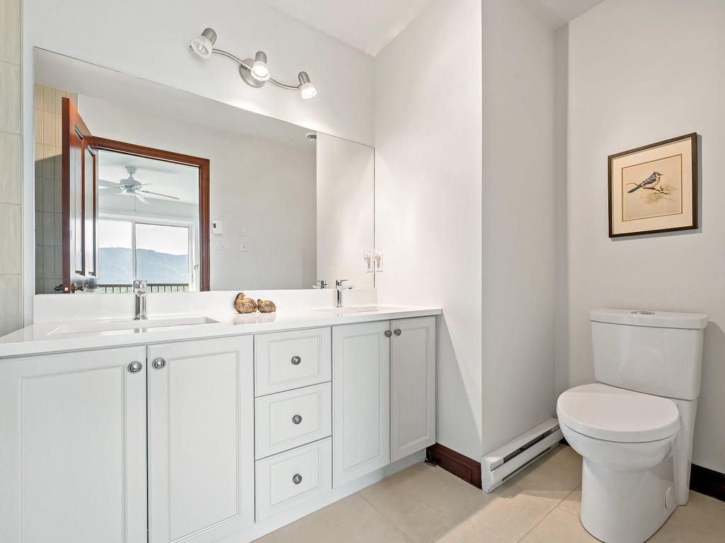 









290


Rue du Mont-Plaisant

, 5,
Mont-Tremblant,




QC
J8E1L2

