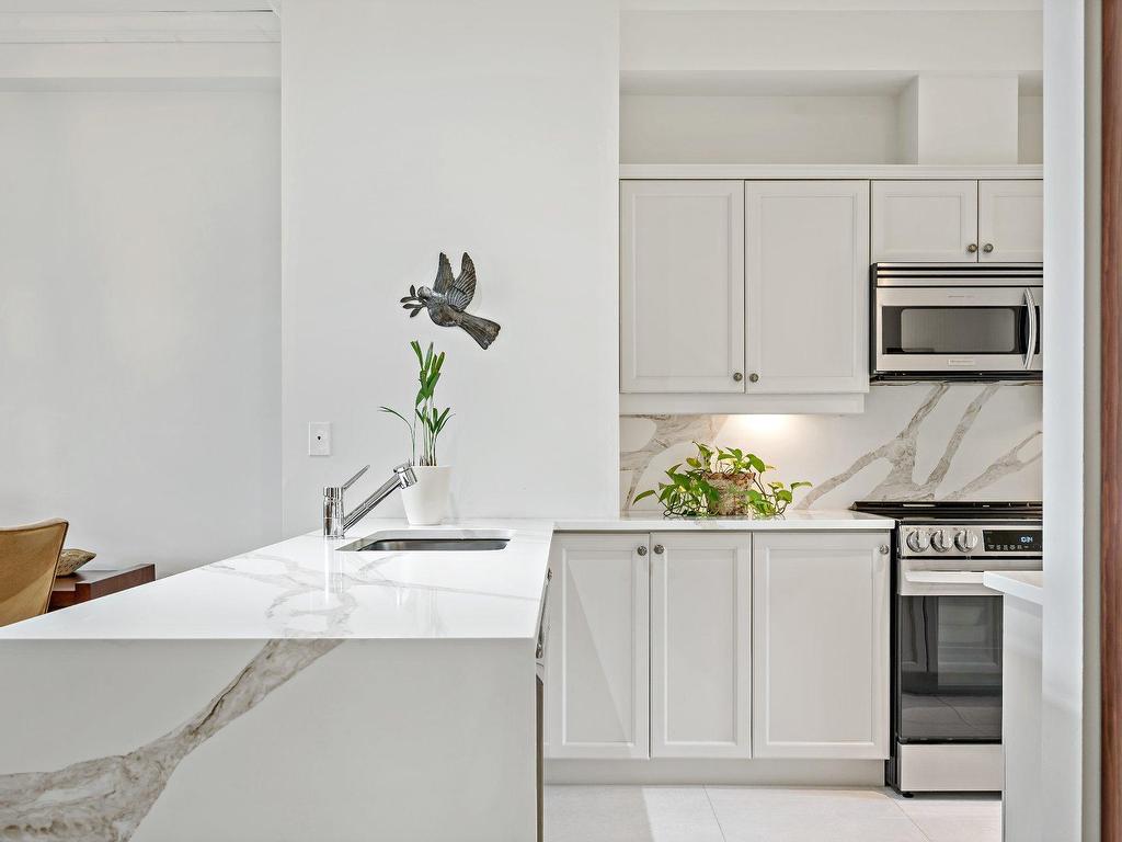 









290


Rue du Mont-Plaisant

, 5,
Mont-Tremblant,




QC
J8E1L2

