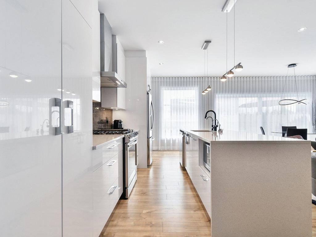 









319


Rue de l'Aigle

, 5,
Carignan,




QC
J3L7J3

