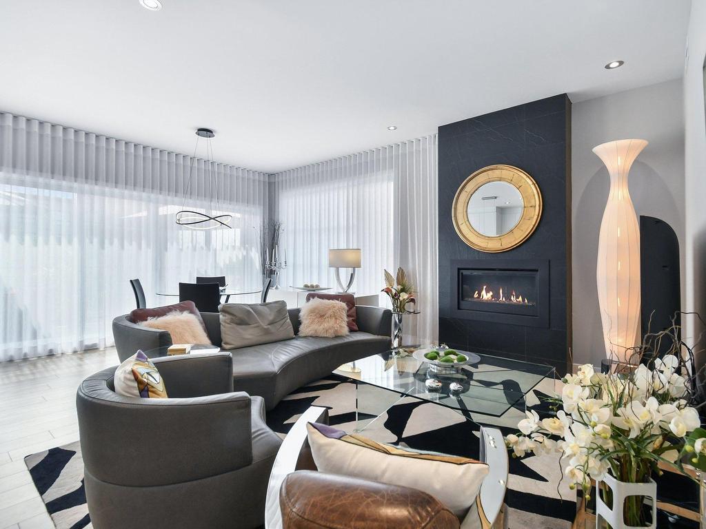 









319


Rue de l'Aigle

, 5,
Carignan,




QC
J3L7J3

