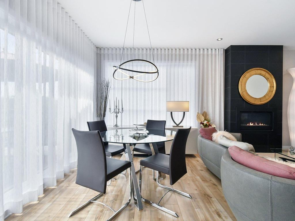 









319


Rue de l'Aigle

, 5,
Carignan,




QC
J3L7J3

