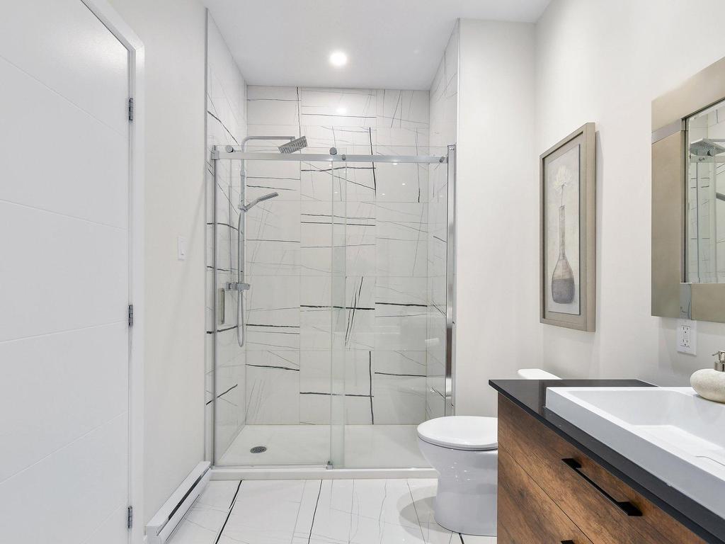 









319


Rue de l'Aigle

, 5,
Carignan,




QC
J3L7J3

