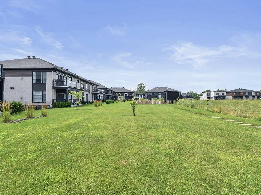 









319


Rue de l'Aigle

, 5,
Carignan,




QC
J3L7J3

