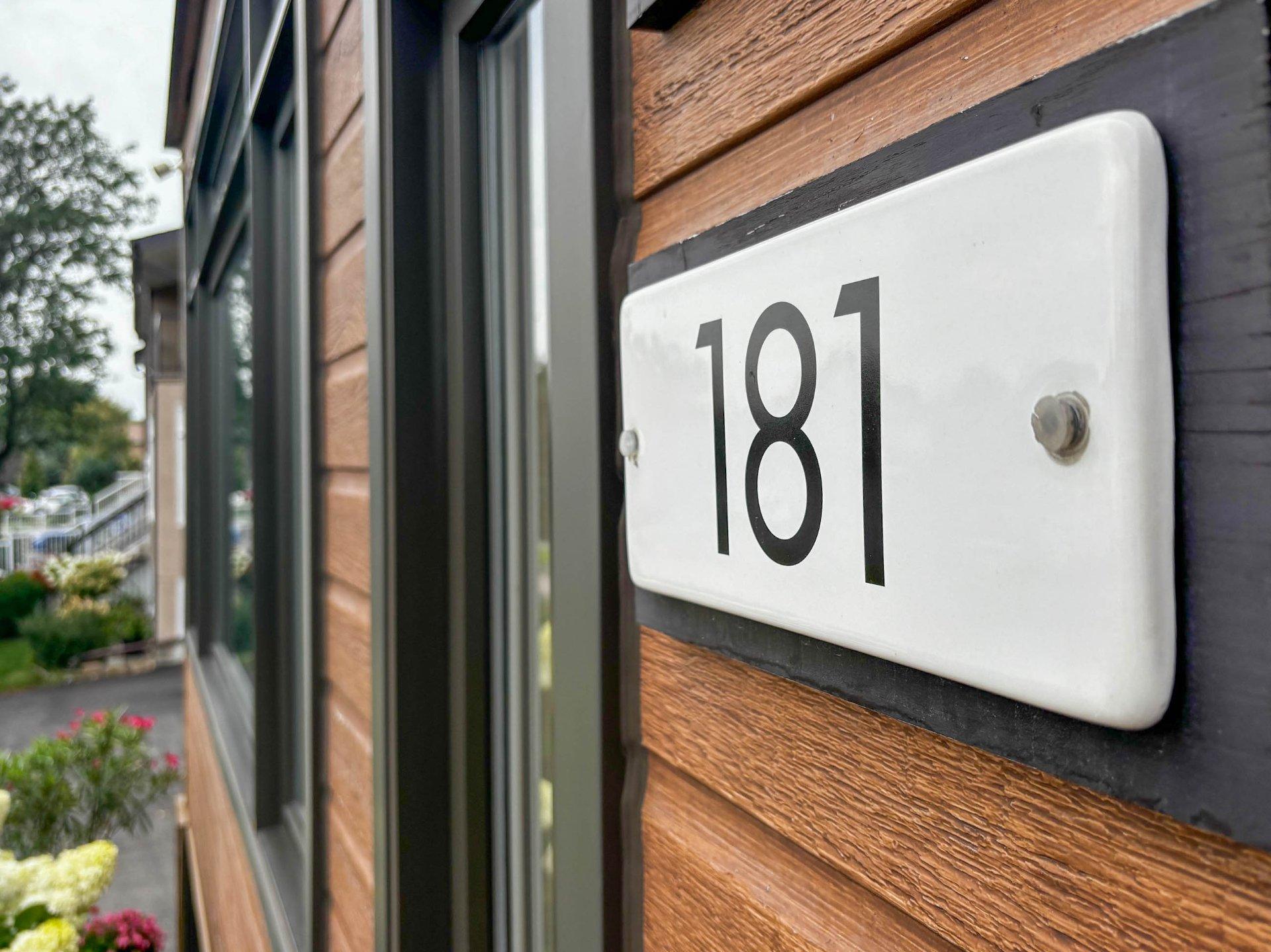 









175

 - 181


Boul. Dagenais E.

,
Laval (Vimont),




QC
H7M5V8

