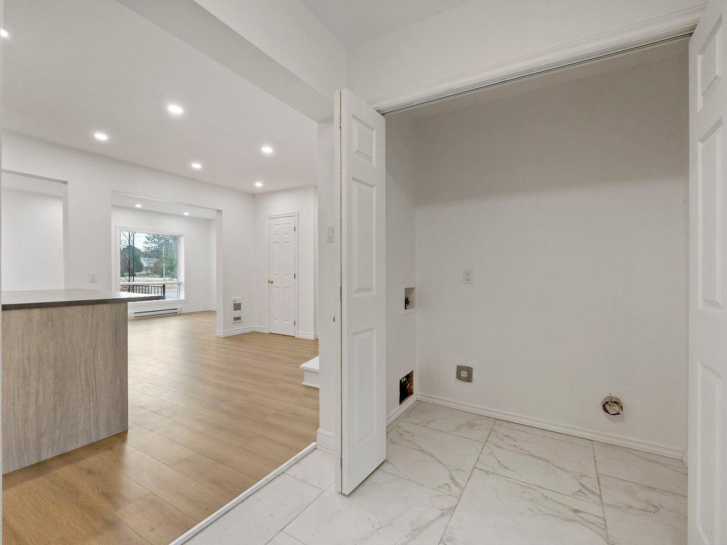 









2257


Ch. du Tour-du-Lac

,
Nominingue,




QC
J0W1R0

