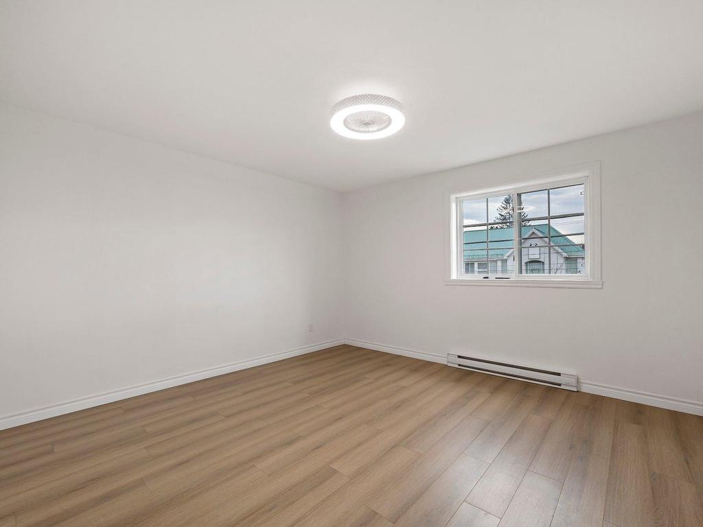 









2257


Ch. du Tour-du-Lac

,
Nominingue,




QC
J0W1R0

