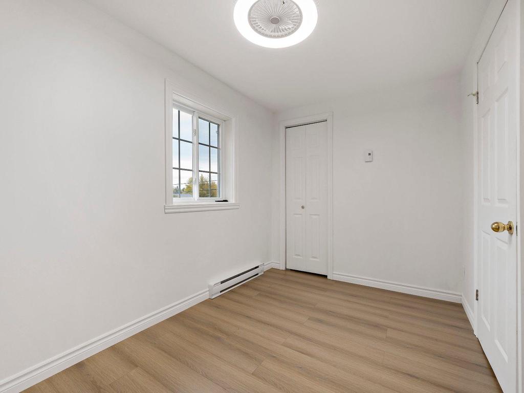 









2257


Ch. du Tour-du-Lac

,
Nominingue,




QC
J0W1R0


