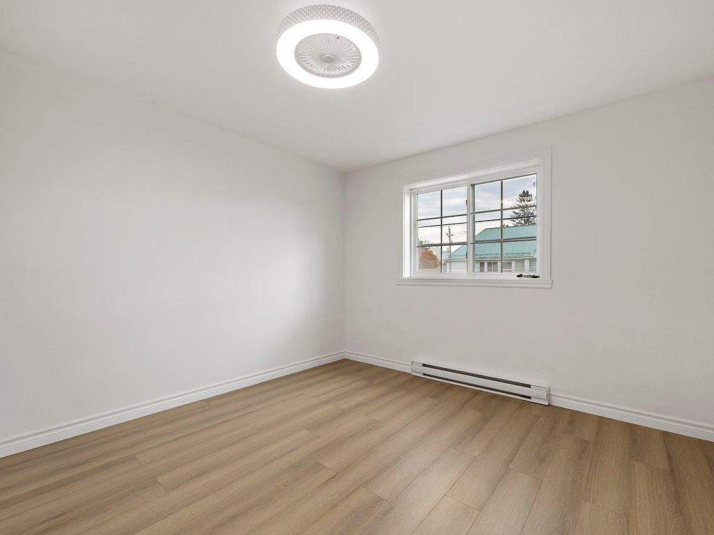 









2257


Ch. du Tour-du-Lac

,
Nominingue,




QC
J0W1R0


