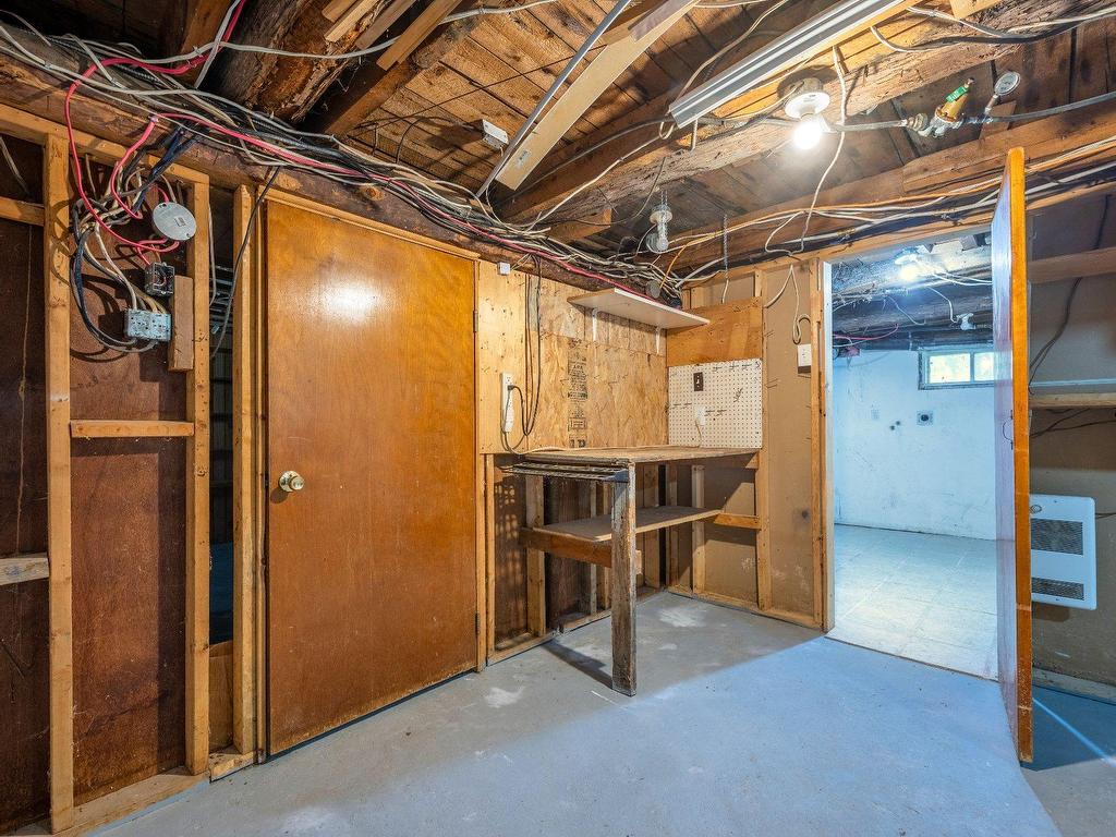 









2257


Ch. du Tour-du-Lac

,
Nominingue,




QC
J0W1R0

