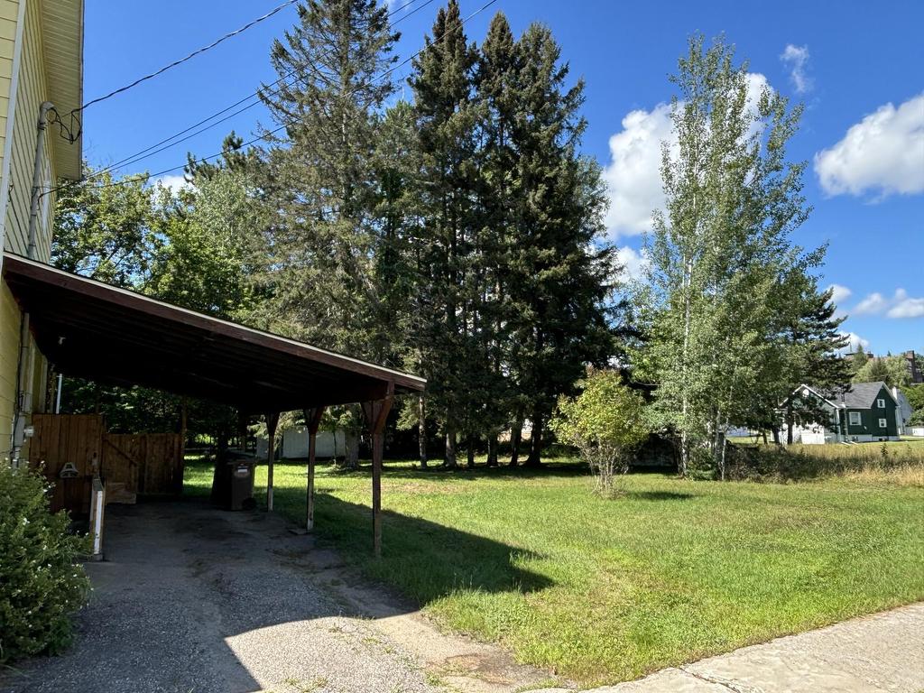 









2257


Ch. du Tour-du-Lac

,
Nominingue,




QC
J0W1R0

