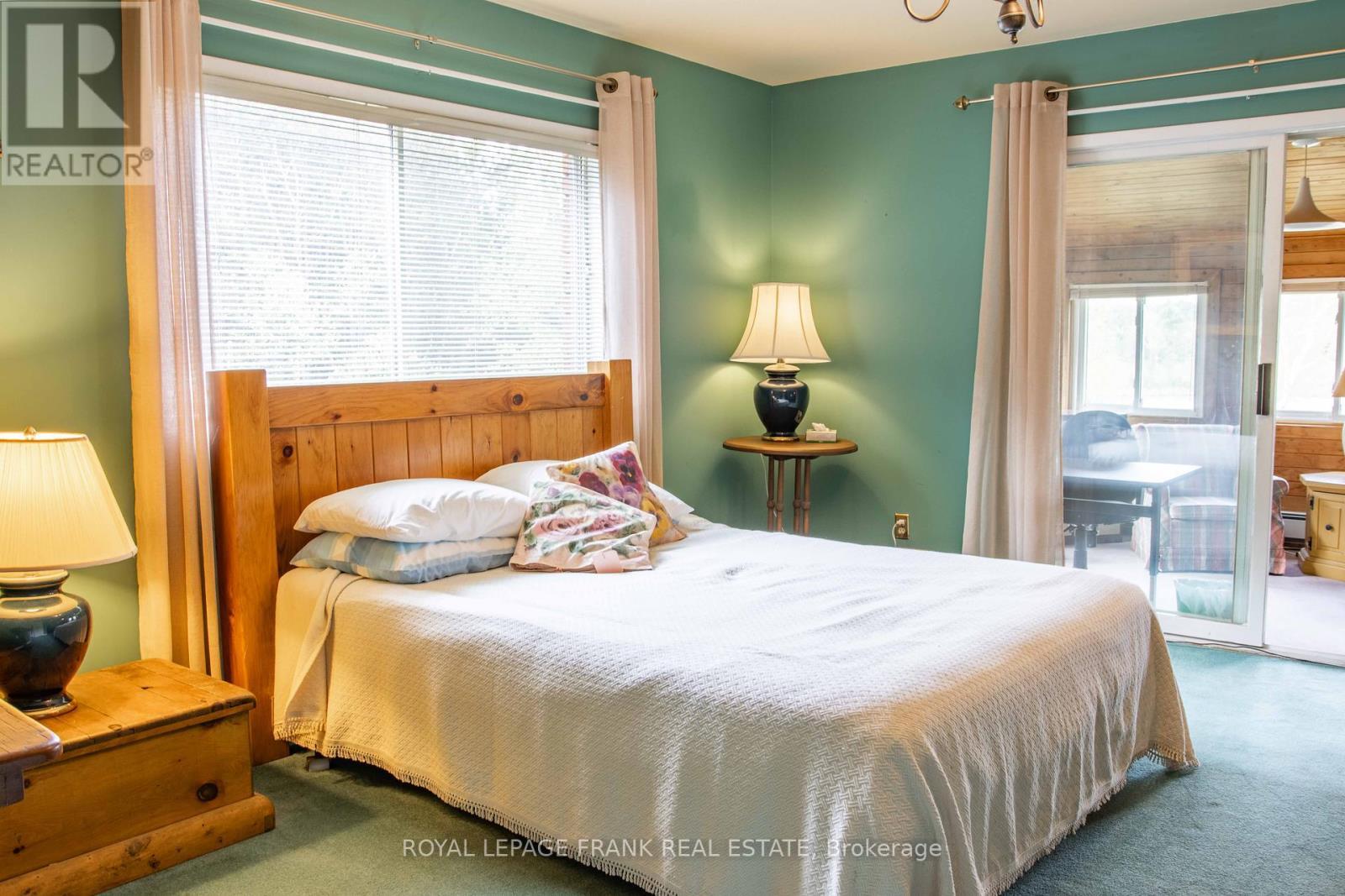 












46 SOUTH BAPTISTE LAKE ROAD

,
Hastings Highlands (Herschel Ward),




Ontario
K0L1C0

