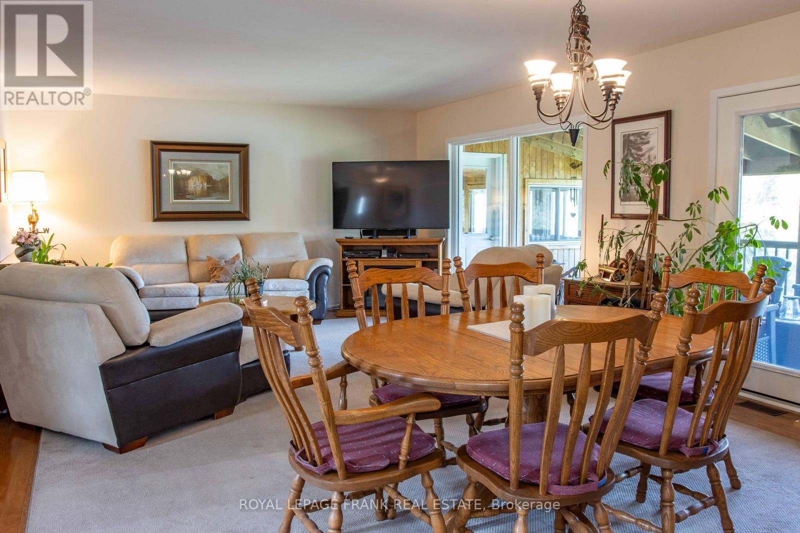 












46 SOUTH BAPTISTE LAKE ROAD

,
Hastings Highlands (Herschel Ward),




Ontario
K0L1C0

