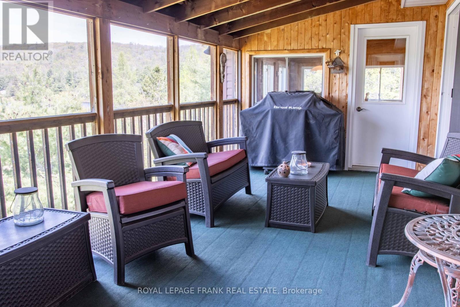 












46 SOUTH BAPTISTE LAKE ROAD

,
Hastings Highlands (Herschel Ward),




Ontario
K0L1C0

