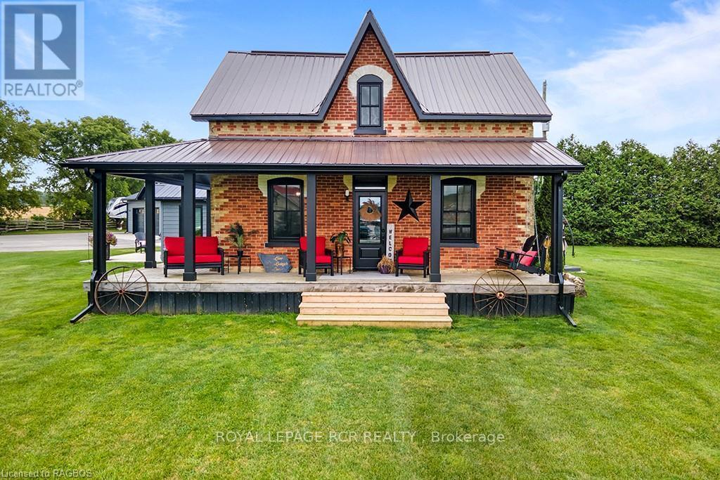 












408082 GREY 4 ROAD

,
Grey Highlands,




Ontario
N0C1J0

