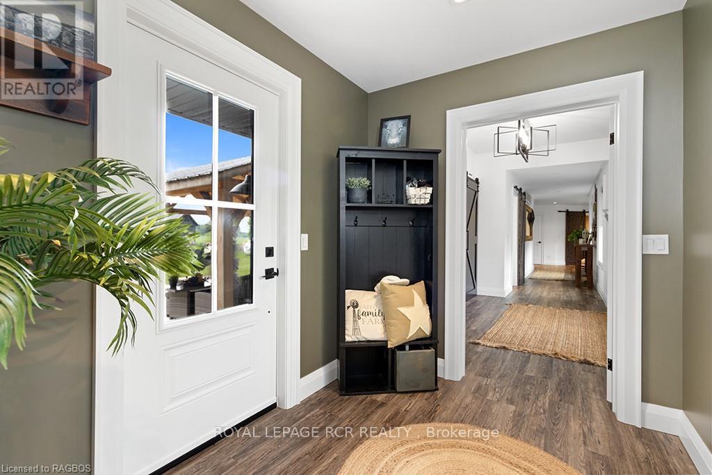 












408082 GREY 4 ROAD

,
Grey Highlands,




Ontario
N0C1J0

