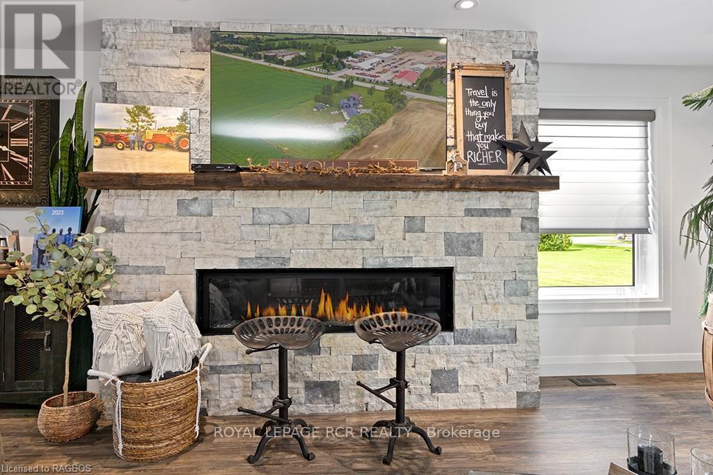 












408082 GREY 4 ROAD

,
Grey Highlands,




Ontario
N0C1J0


