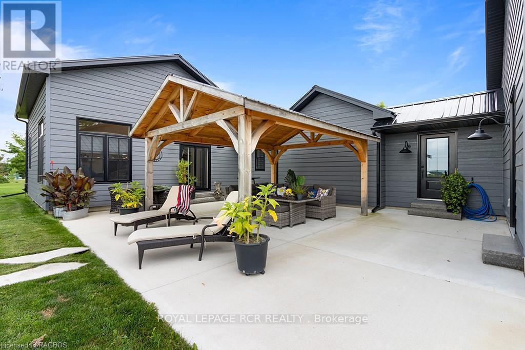 












408082 GREY 4 ROAD

,
Grey Highlands,




Ontario
N0C1J0

