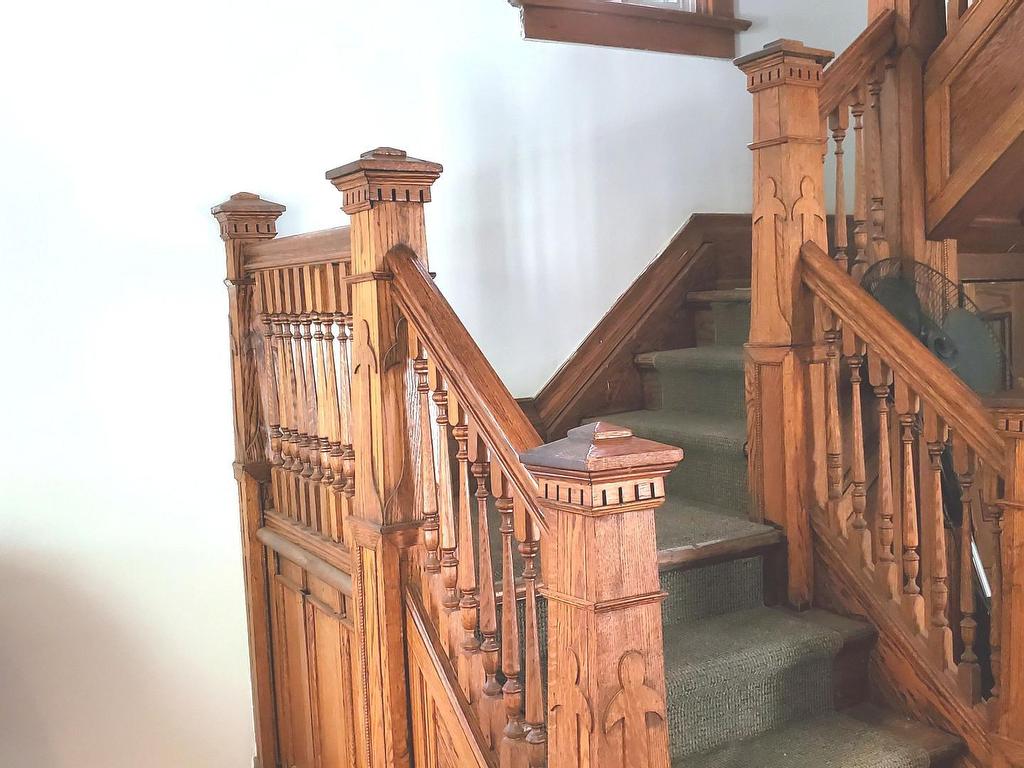 









1


Maynard

Avenue South,
Toronto,




ON
M6K 2Z7

