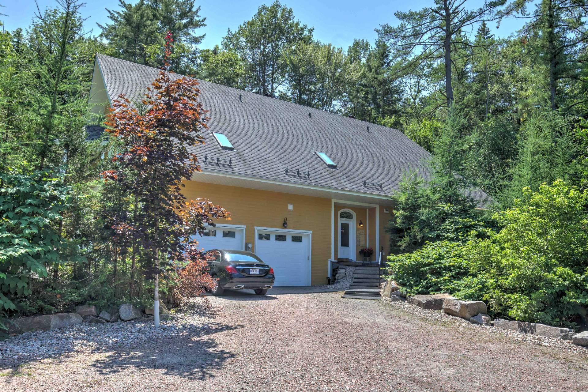 









21


Ch. Burnside

,
La Pêche,




QC
J0X3G0

